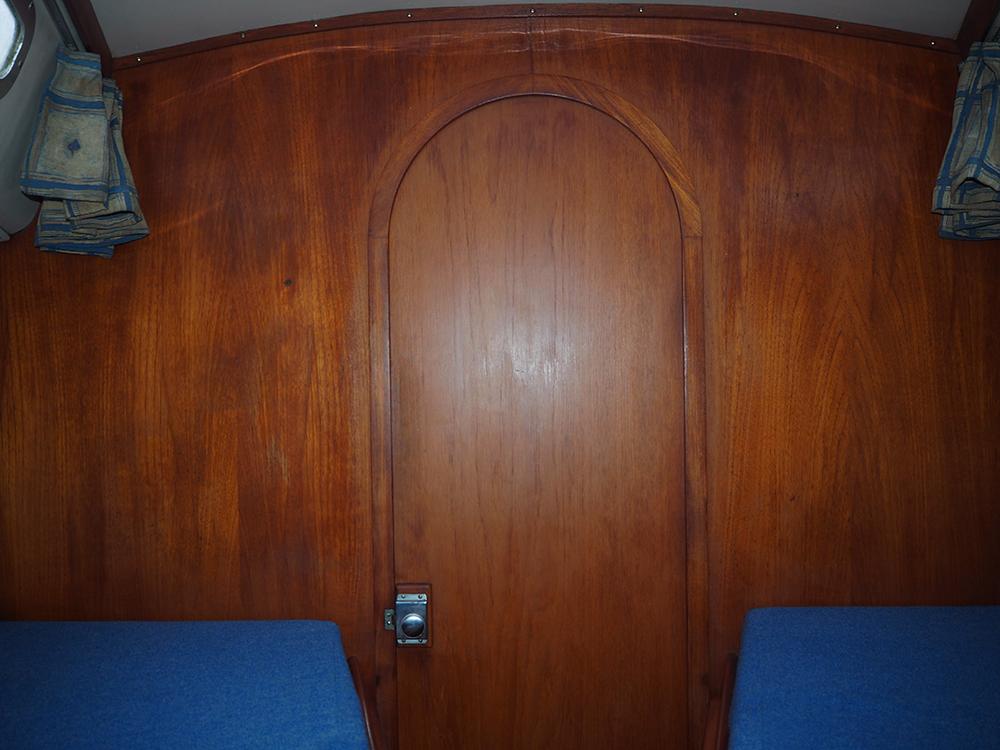 Cabin en avant, H&eacute;bergements